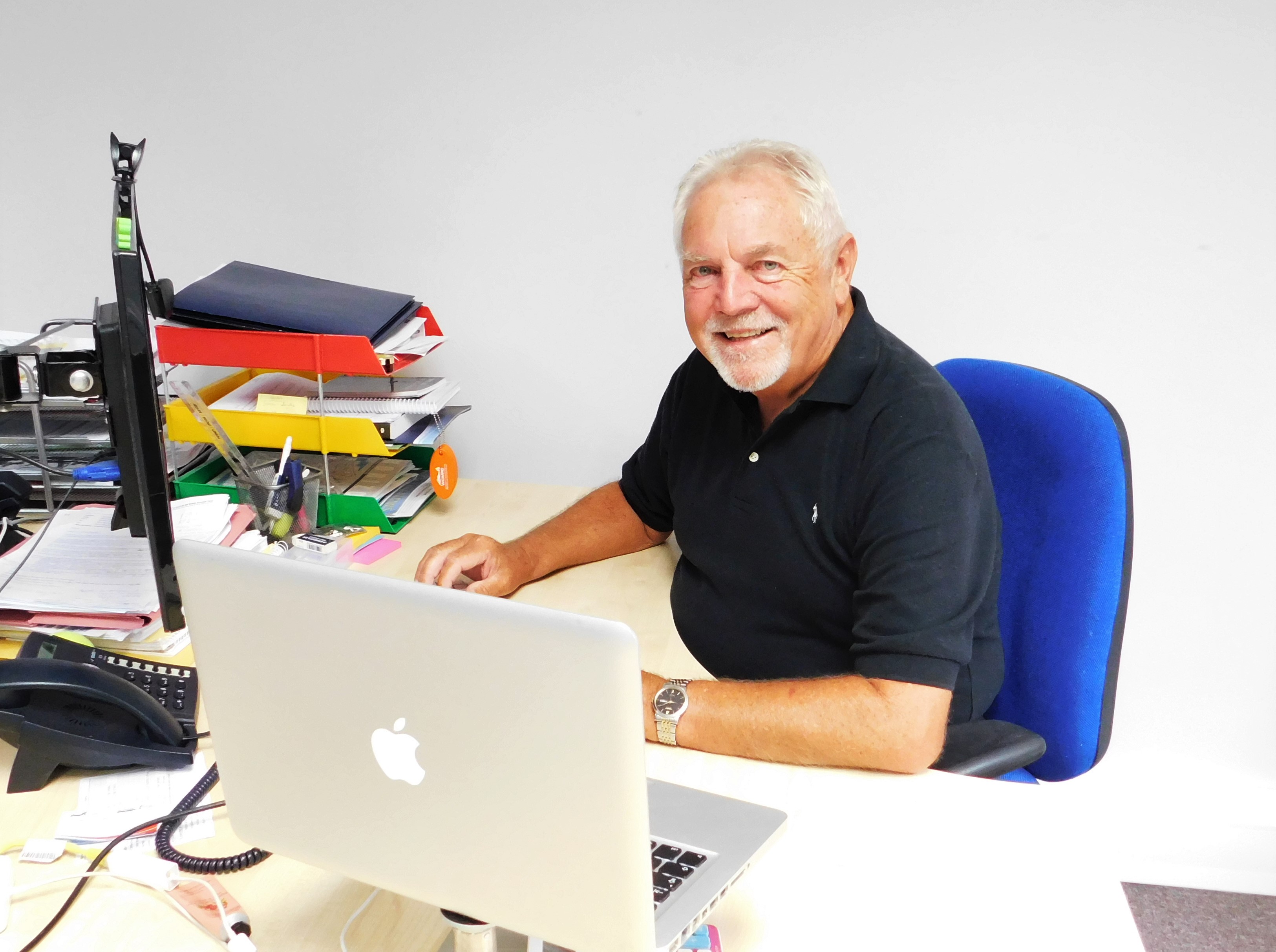 DaveDesk